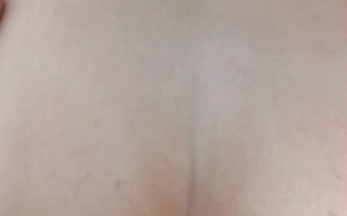 ModestAlexandra1900: 元同級生が私を訪ねながらファックする