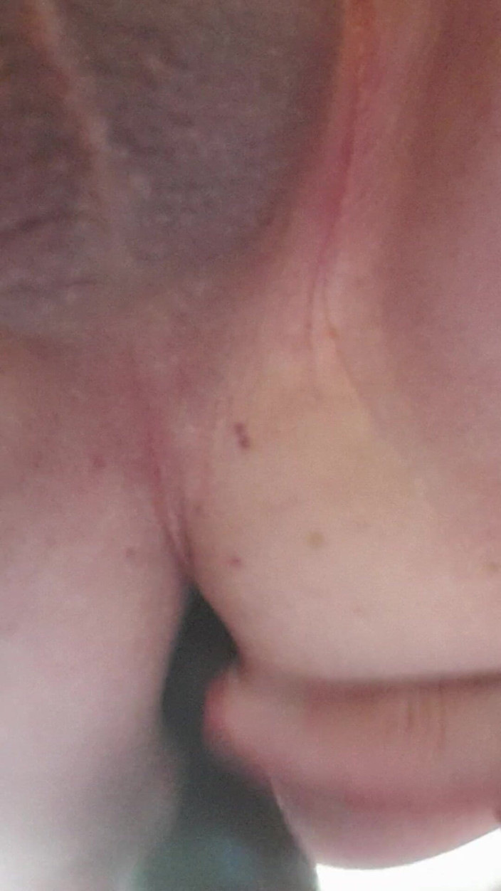 Redhairy4u: Anal com brinquedo, masturbação com pênis pequeno