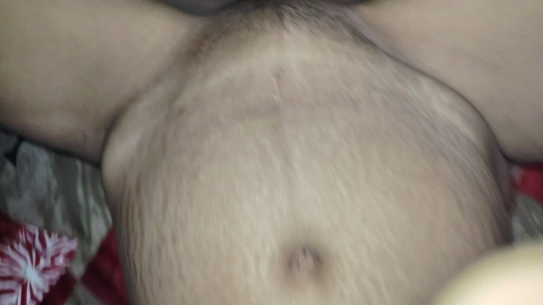 Varma gi: Đi bộ với bà nội trợ với trái tim rộng...