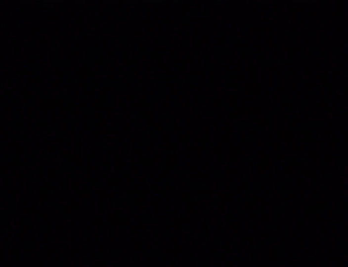XTime Vod: Velký černý pták v sexy bílé kundičce