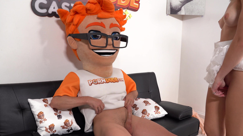 PornDudeCasting: Floden Lynn