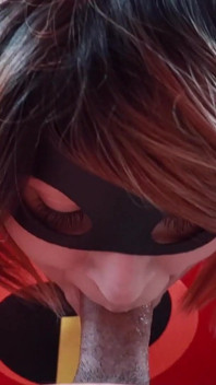 Elastigirl memujuk seorang saksi