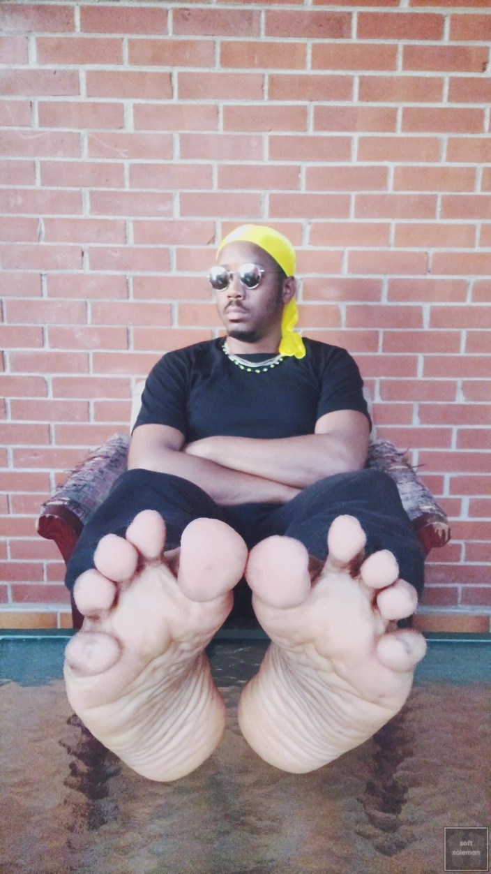 Soft Soleman: Moving Male Soles and Toes 2026