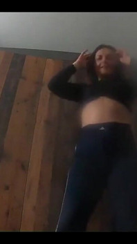 Milfycalla ep 136 - ¿Cómo hace esto sentir tu polla ahora?qué harías conmigo? #milf, #pov, #stepmom, #latina, #big...