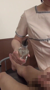 Intensiv orgasm testikeloljemassage: 10 skicklig massör kan till och med extrahera spermier från bollar vol. 2