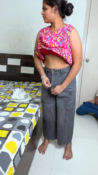 Komal Was Coming From a Bath, Secretly the Neighbor Was Entering and Sniffing the Clothes