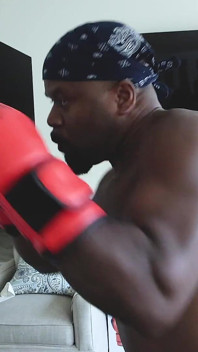 Paris Love vs Doc Čokoládo-boxing Zápas