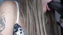 Banci dan taat dan menghisapnya dengan keseronokan sepanjang jalan dalam 4