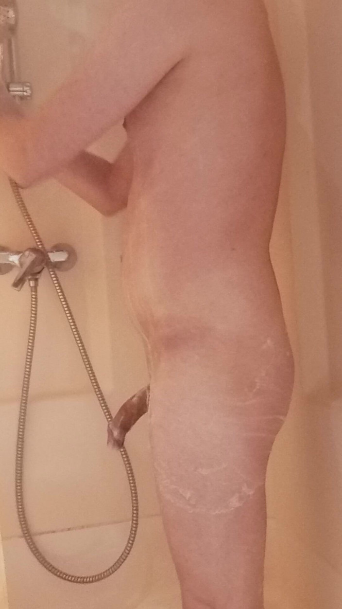 MrBurtzel: En la ducha