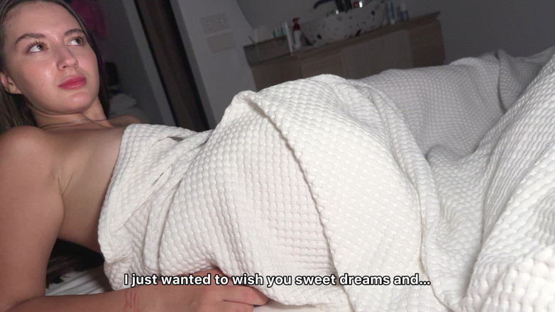 Sugary Kitty: Stepbrother Jerking off on Step Sis Big Ass and Fuck...