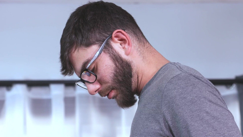 Out Of The Family: Din familie - gagica sexy de 18 ani Jaye Summers suge adânc...