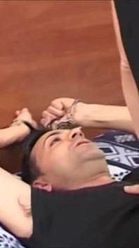 Madura señora consigue follada en badroom