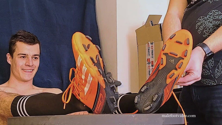 Czech male foot: Crown of Victory: Bound Beneath Young Footballer Kupen’s Winning Soles
