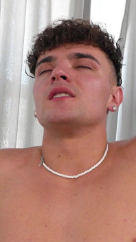 NextDoortwink Учебные игры: история раздева