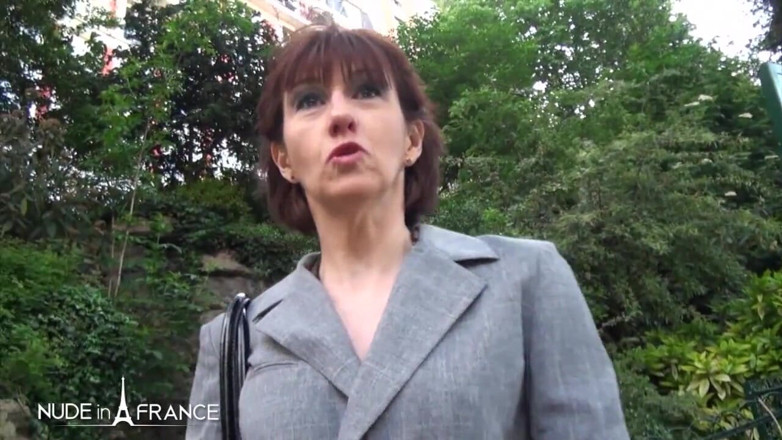 Nude in France: Greedy cougar real estate agent gets her ass pounded to...