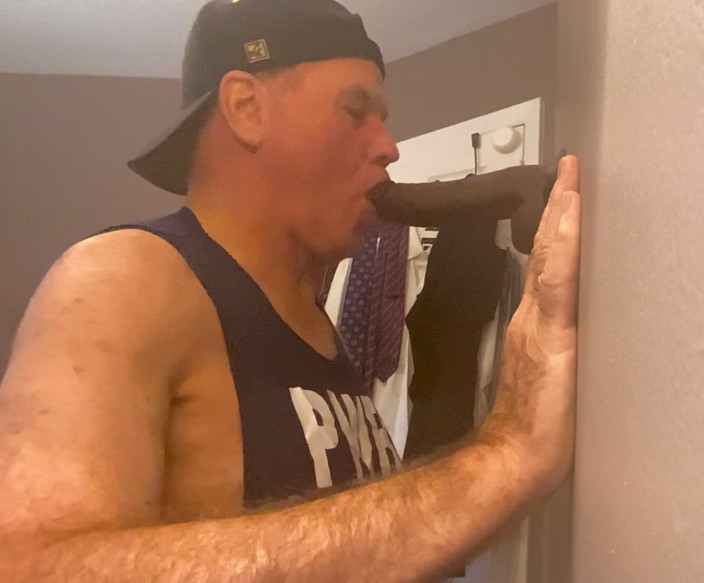 BIKEMAN25: Selbstgedrehtes gloryhole mit Bikeman