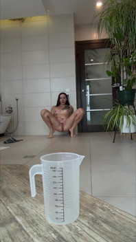 Extreme Long Distance - Powerful Pee Flow From a Full Bladder - Measuring the Distance of Urination