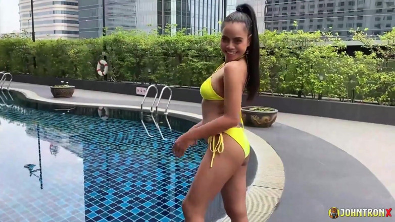 John Tron X: Johntronx - sanasnikhej shaukiya eshiyaee larki ke saath sanasnikhej pool chudaee
