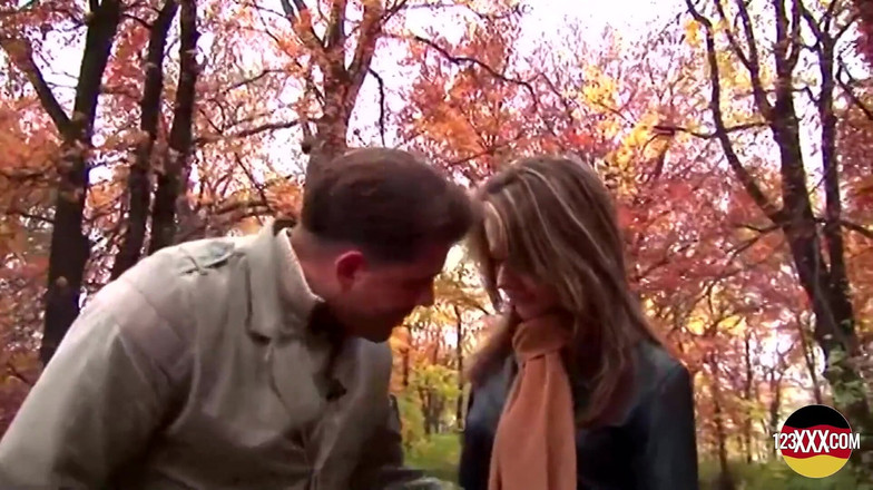 123XXX - Fucked Amateurs in Germany!: Perverzní dívka zastaví zvrhlíka a chce šukat