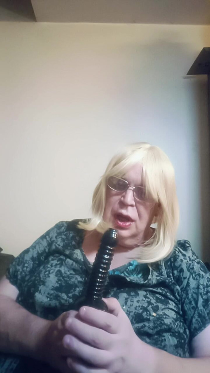 Stephanie-Nicole-TV: Reviewing Some New Toys.