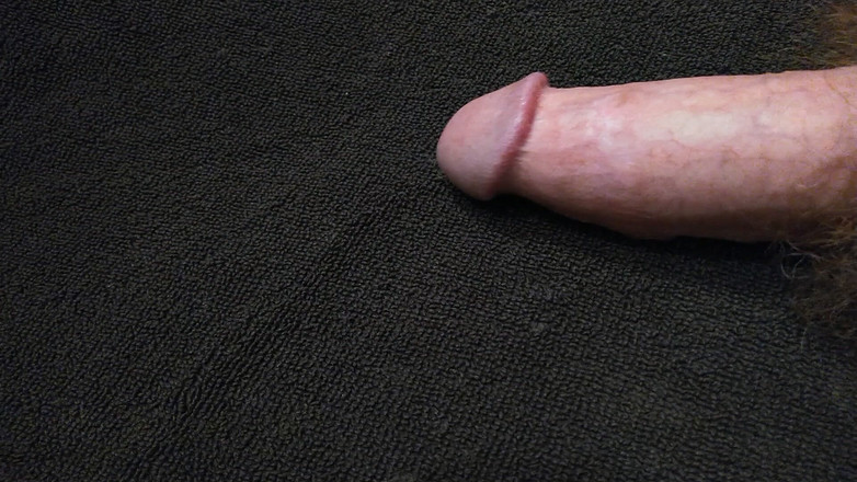 KindaBig: Futai uscat cu ejaculare mare!!