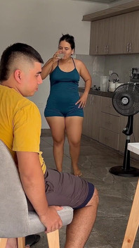 Jerk Boy Please Cum in My Pussy!