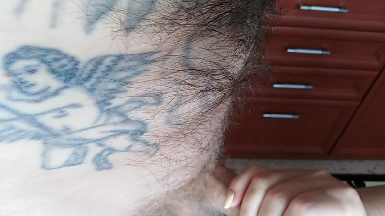 Zona901: I fill the fat woman's mouth with cum after a...