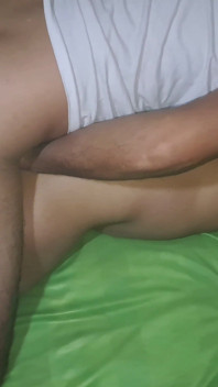 Kongkek pantat besar oleh suami