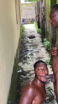 Papi dig me out și ejaculează pe fața mea