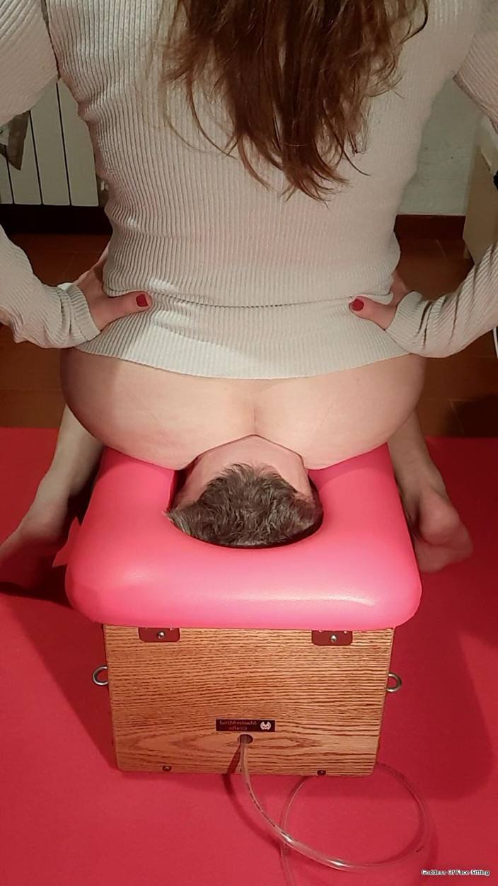 goddess82: Dusi mojego więźnia niewolnika zamkniętego w stiflebox!