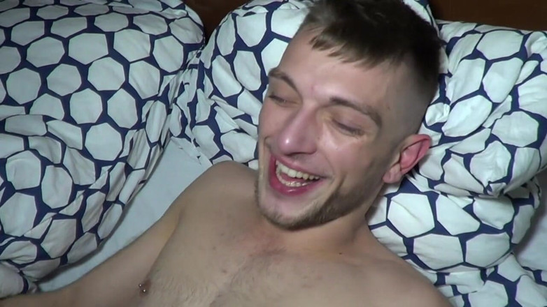 ROMANTIK FRENCH FUCKER XXL: Романтік відтраханий топ-доміантним чуваком з tatoos