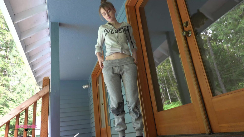 Destination Kat: Oude plas- en bevochtigingsclips