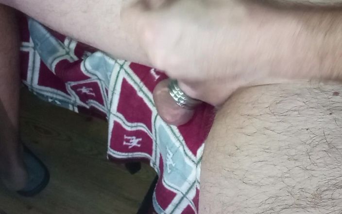 White Ukrainian Dick: Hem onani av hög kvalitet med metall kulringar!