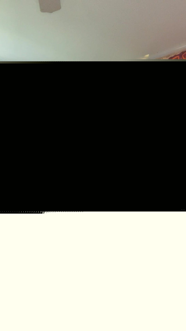 Suzy Wylde: Špinavě mluvící Suzy Wylde s monstrózním ptákem