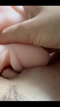 My Pussy Like Rub This Toy