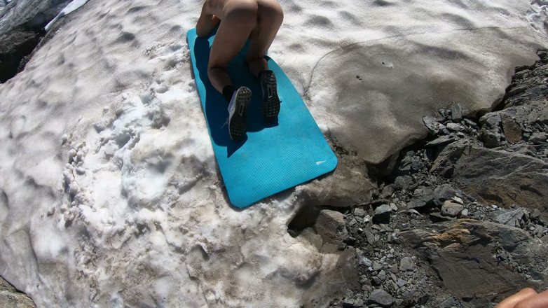 Hottest pleasure: Aventura en el glaciar con Mia y Max follando en...