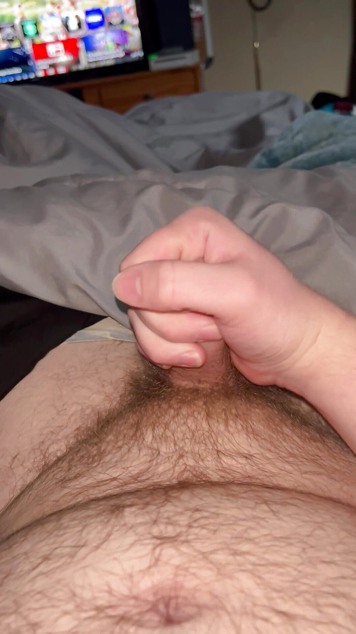 James Baxter24: Hot Young College Stud Jacking off Til Orgasm and Eats...