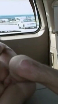 Straight O Tbe Sucked in the Car in the Roas