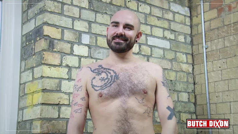 Butch Dixon: Matteo Valentine