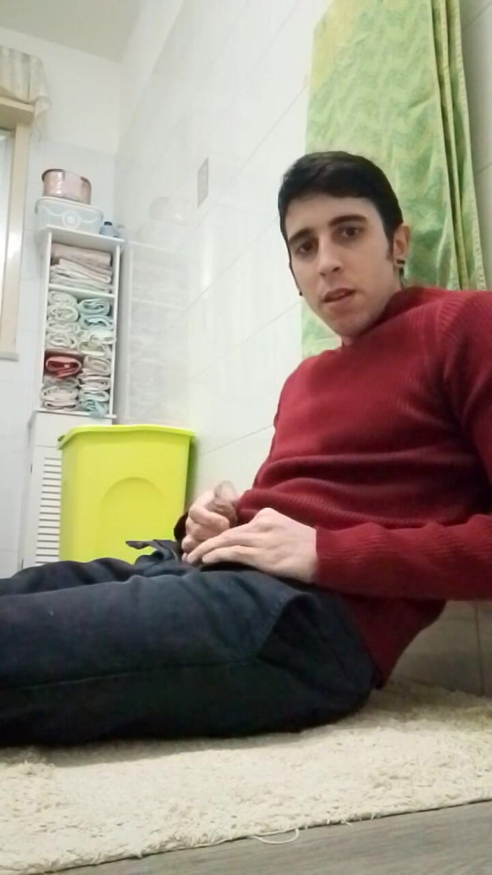 Ricxx97: Masturbazione à Bagno