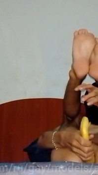Banana pepino suco fresco direto na minha bunda femboy twink