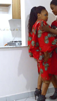 Lesbiene africane reale au fugit de iubitii lor pentru a mânca pizdă!