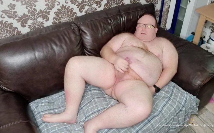 Daddysmudge: Bố xuất tinh trên đi văng