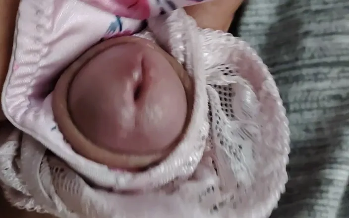 Wildone: Watch Me Cum on Silky Inderwear