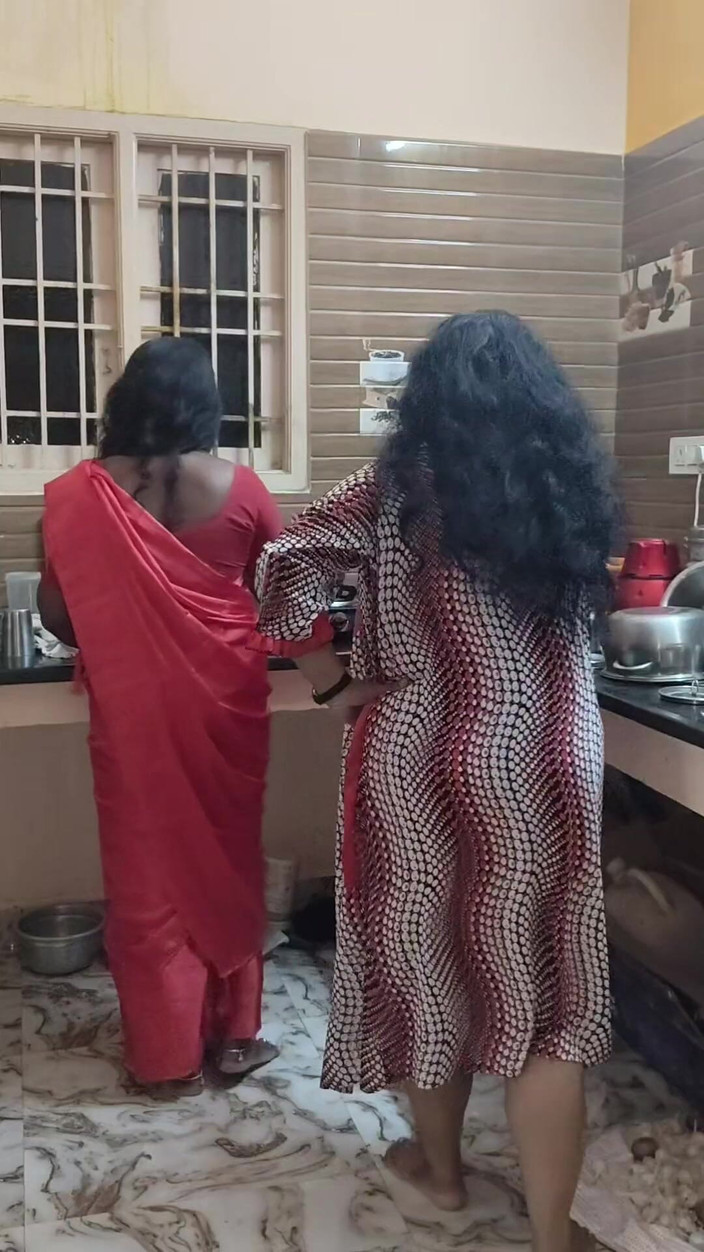 Thesana: Cumnata futută