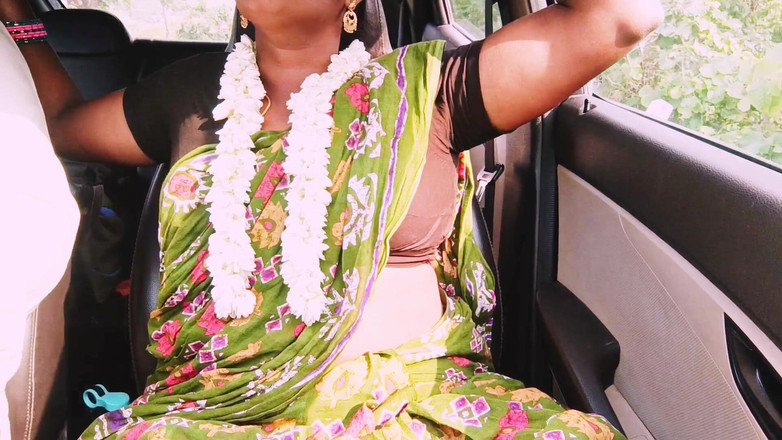 Telugu honey lips: Telugu секс мачехи в машине с пасынок