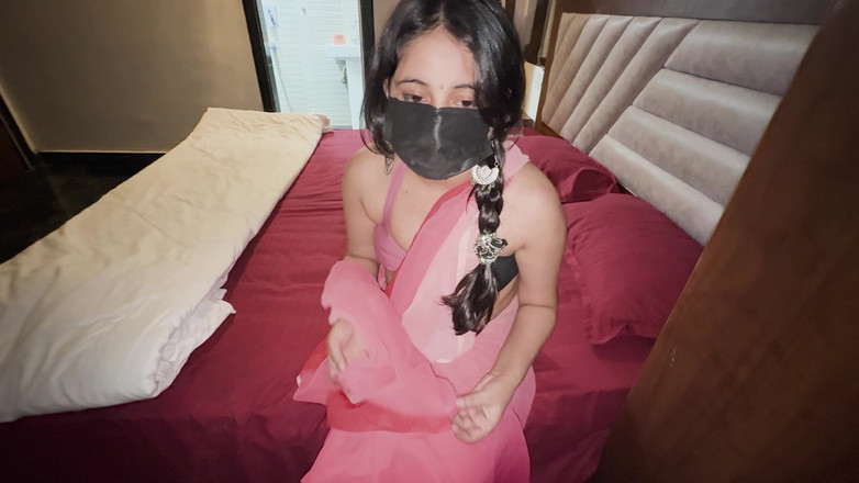 Wild Desipair: Hard sex with my neighbor bhabhi after paying cash