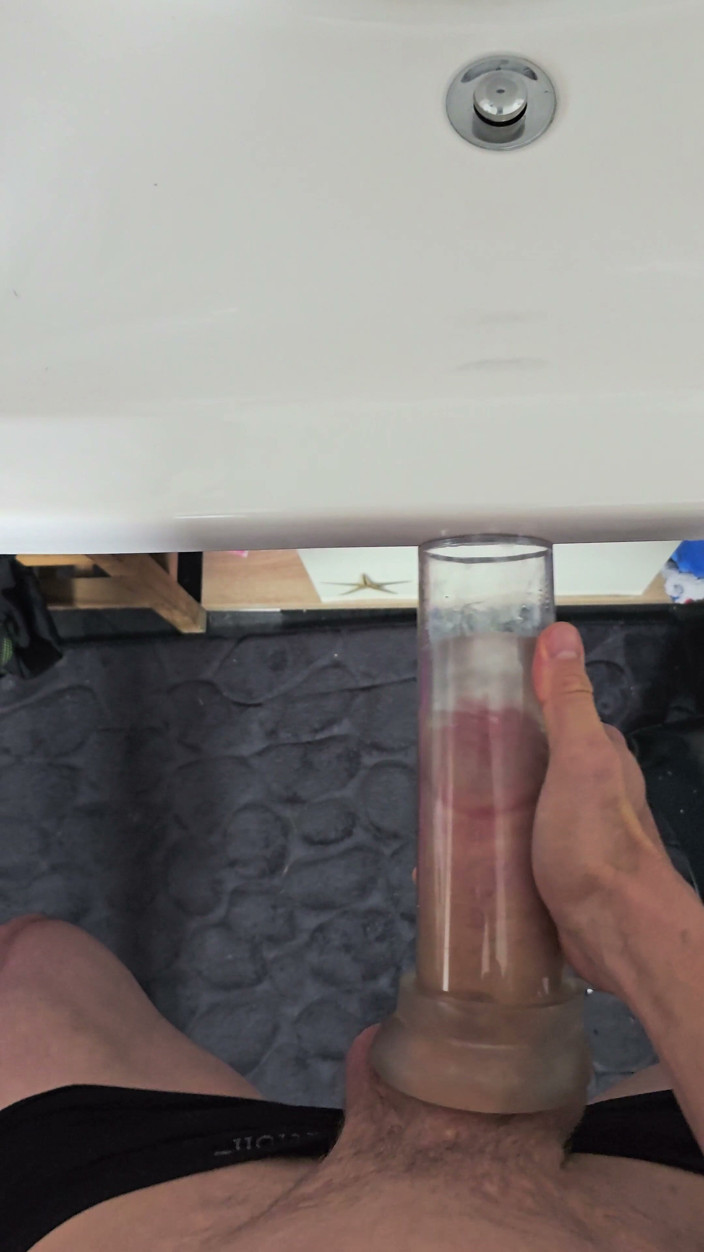 Bigdildo-Boy69: Plný pohled Hlazení mého tvrdého ptáka v čistém Fleshlight Stroker!