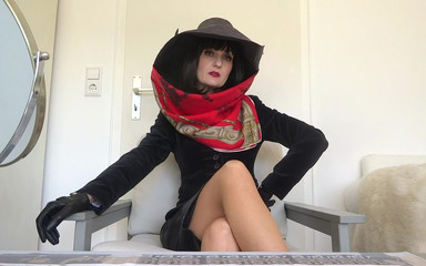 Lady Victoria Valente: Vyšťav se, než odjedeme manželskou otrokyně!