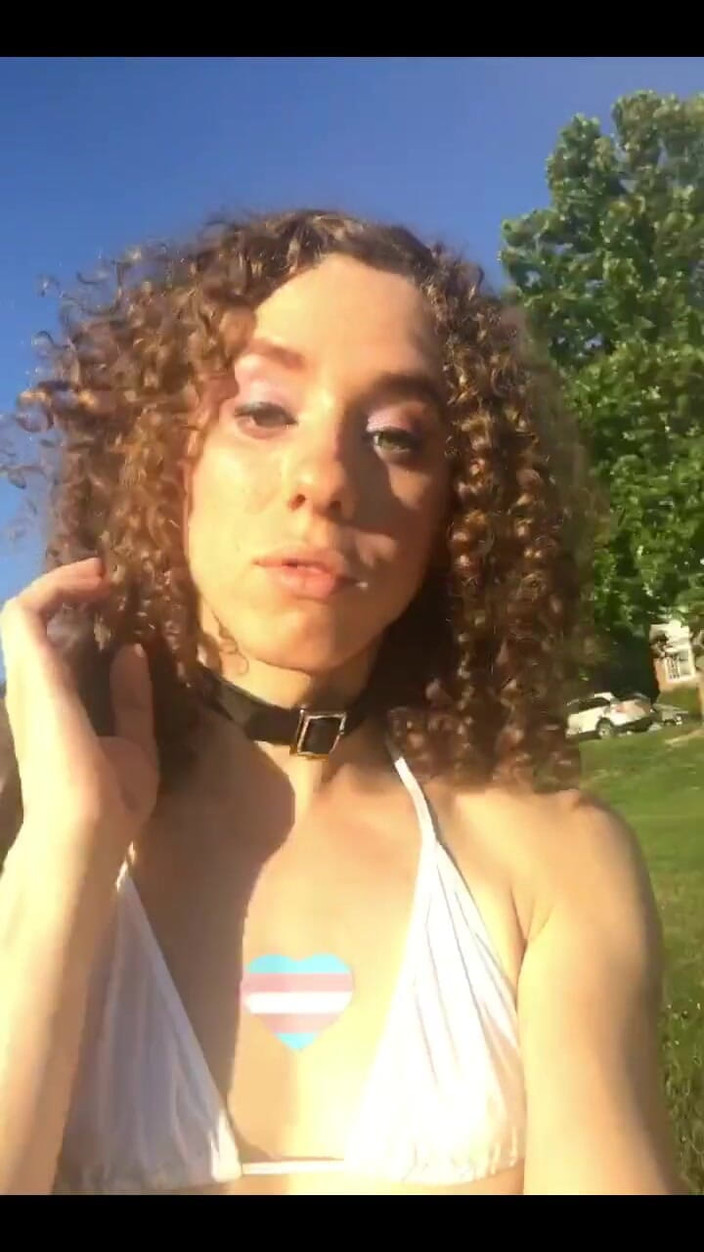 Tia Tizzianni Productions: Outfit förändring efter stolthet